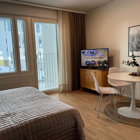 Studio Vip - Close To Airport And Tikkurila Train Station Vantaa Esterno foto