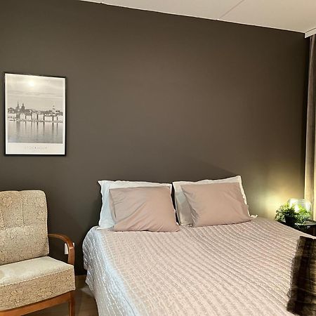 Studio Vip - Close To Airport And Tikkurila Train Station Vantaa Esterno foto